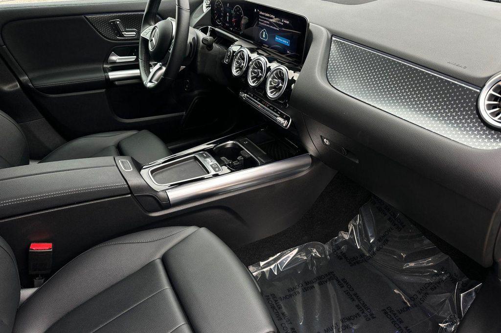 used 2025 Mercedes-Benz GLA 250 car, priced at $45,845