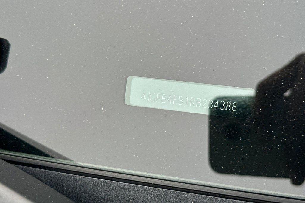 used 2024 Mercedes-Benz GLE 350 car, priced at $49,894