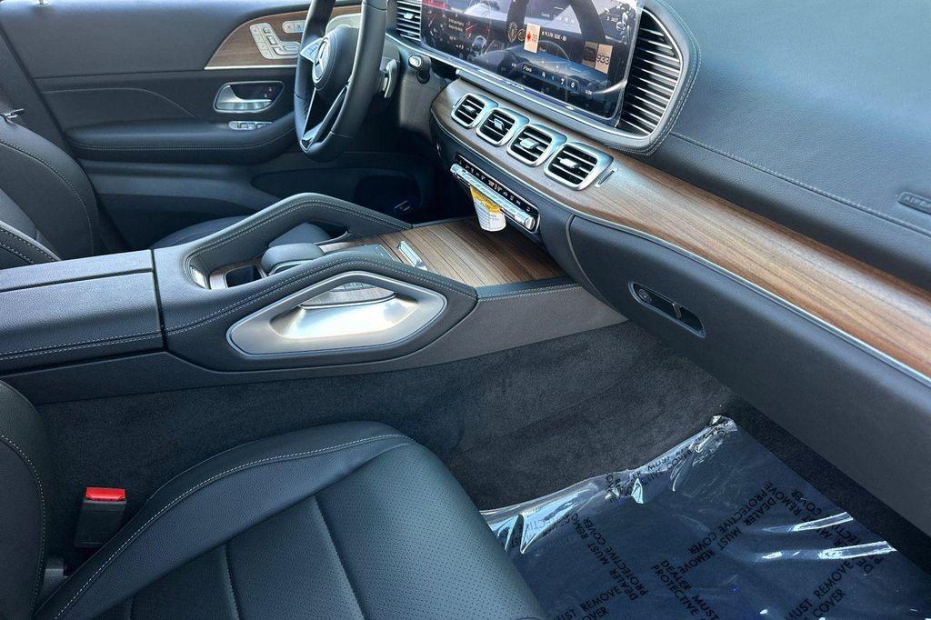 new 2026 Mercedes-Benz GLE 350 car, priced at $72,850