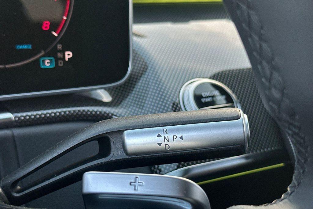 new 2025 Mercedes-Benz S-Class car, priced at $123,539