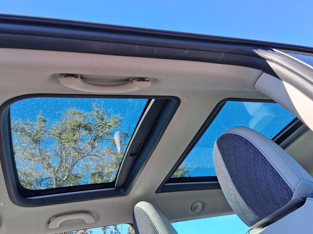 used 2025 MINI Hardtop car, priced at $29,021