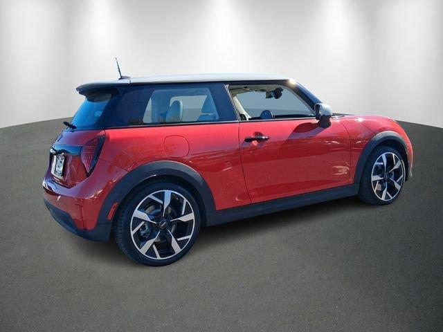 used 2025 MINI Hardtop car, priced at $29,021