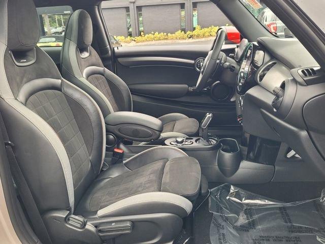 used 2023 MINI Hardtop car, priced at $31,988