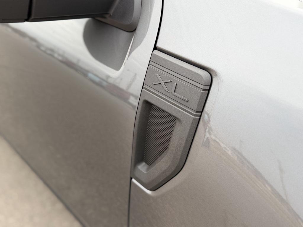 new 2025 Ford Maverick car