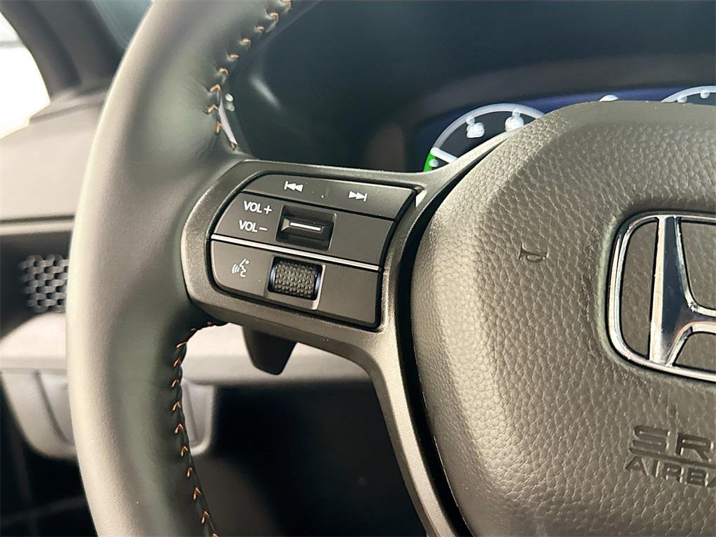 new 2026 Honda CR-V Hybrid car, priced at $38,683