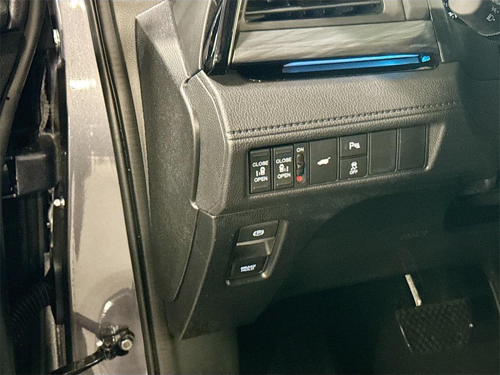 new 2026 Honda Odyssey car, priced at $48,051