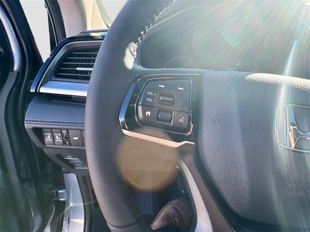 new 2026 Honda Odyssey car, priced at $44,433