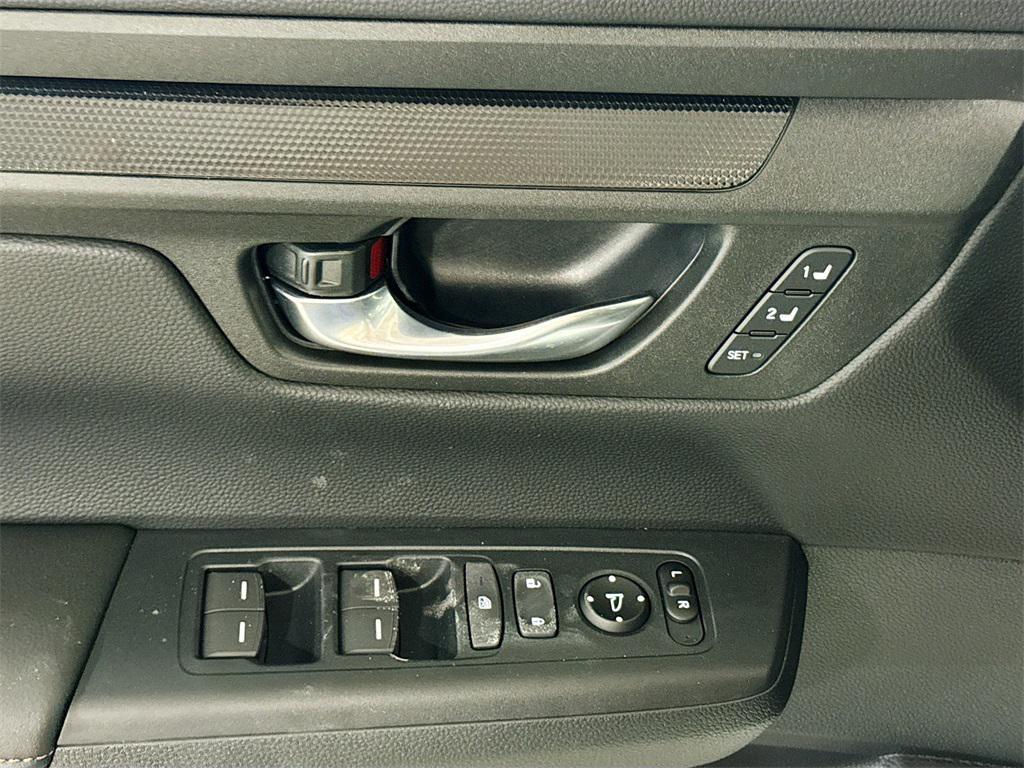 new 2026 Honda CR-V Hybrid car, priced at $39,115