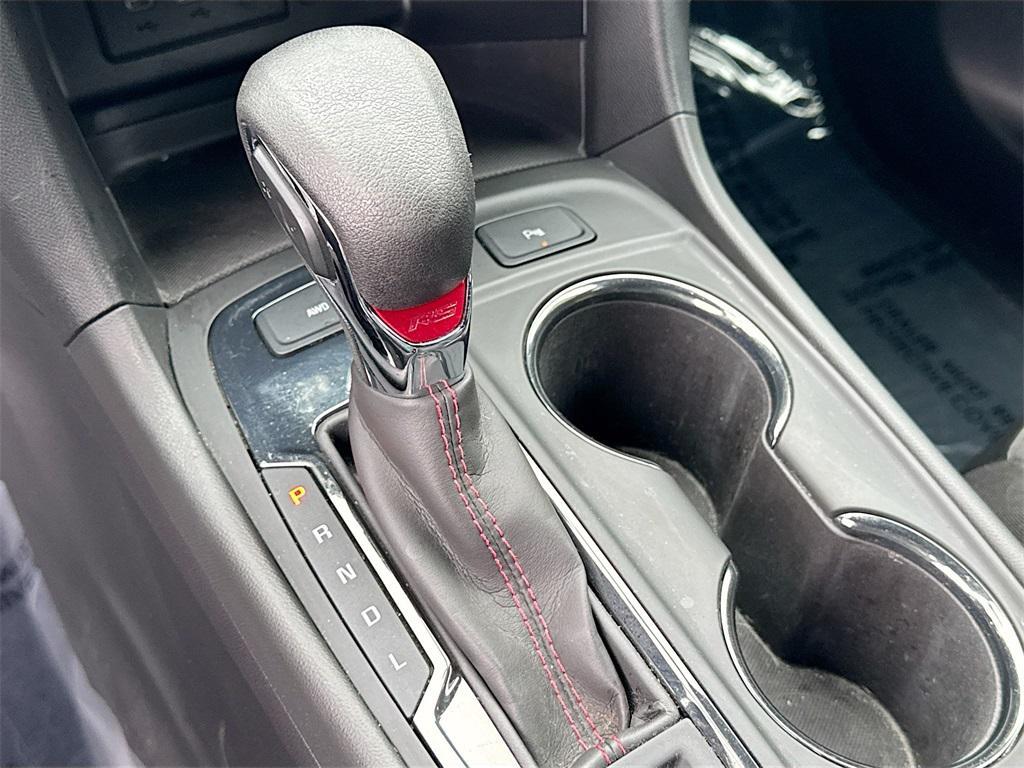 used 2023 Chevrolet Equinox car, priced at $20,999