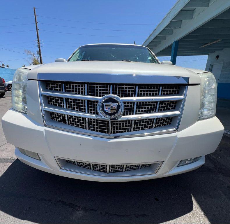 used 2012 Cadillac Escalade car, priced at $12,995
