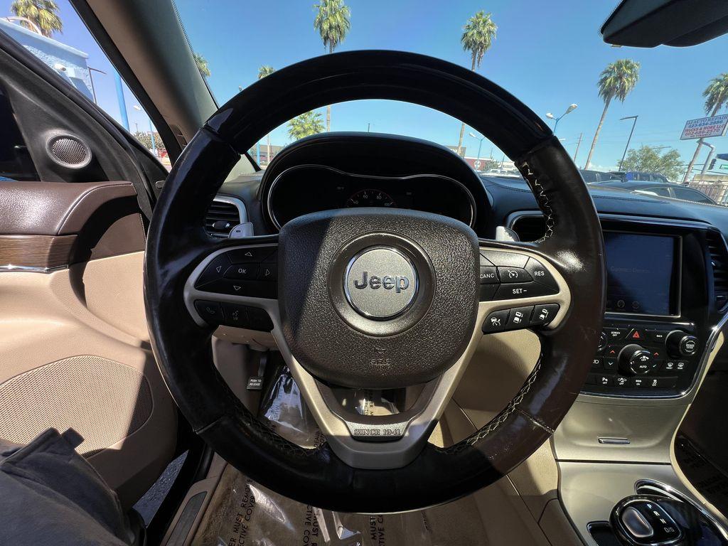 used 2014 Jeep Grand Cherokee car, priced at $11,995