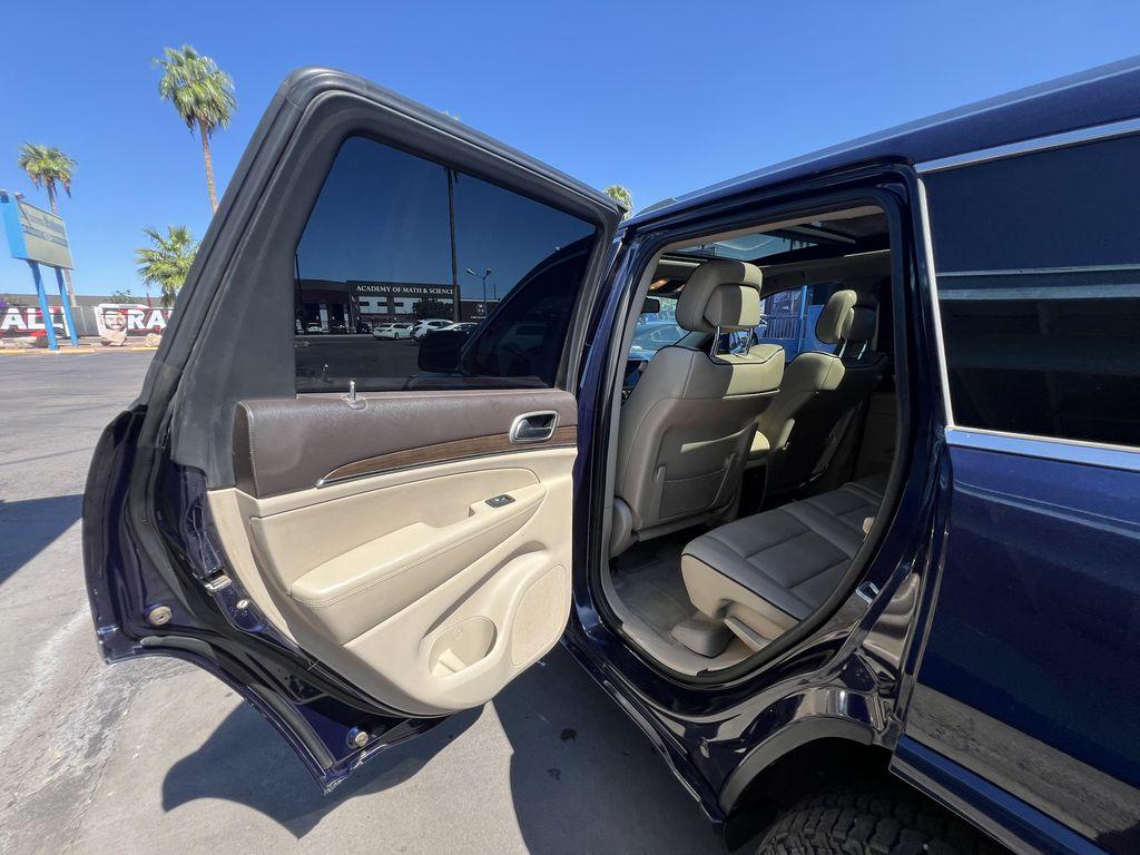 used 2014 Jeep Grand Cherokee car, priced at $11,995