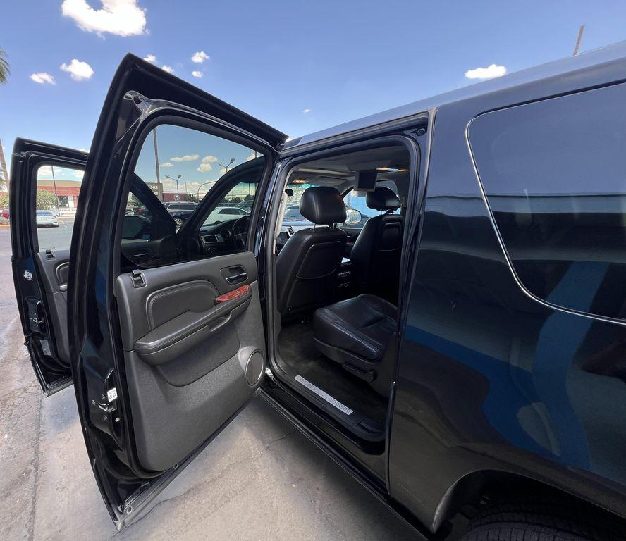 used 2013 Cadillac Escalade ESV car, priced at $11,995