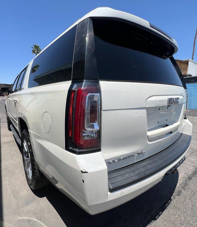 used 2015 GMC Yukon car, priced at $17,995