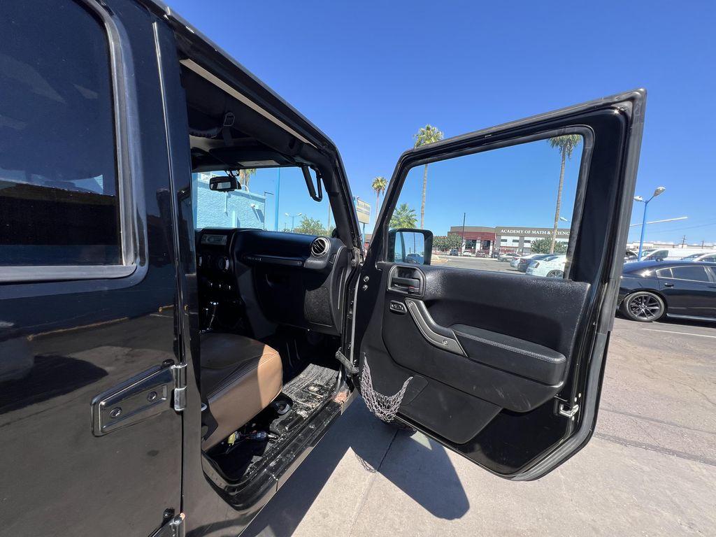 used 2013 Jeep Wrangler Unlimited car, priced at $14,995