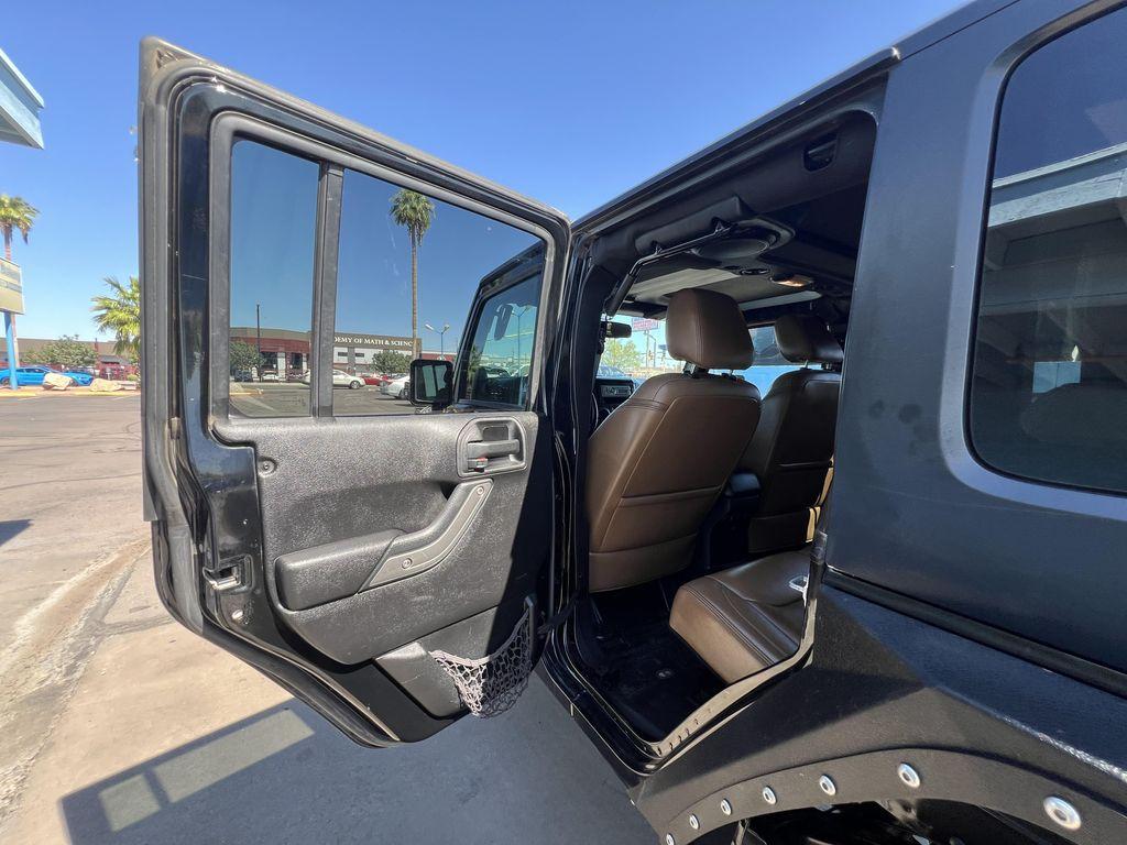 used 2013 Jeep Wrangler Unlimited car, priced at $14,995