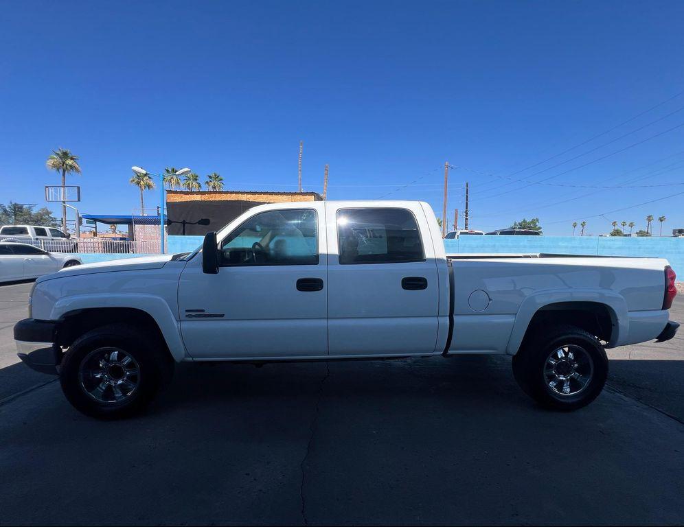 used 2005 Chevrolet Silverado 2500 car, priced at $13,995