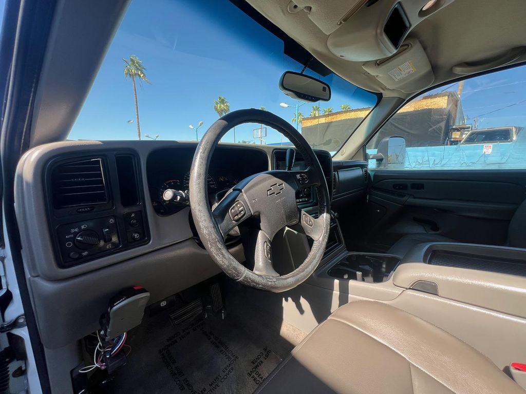 used 2005 Chevrolet Silverado 2500 car, priced at $13,995