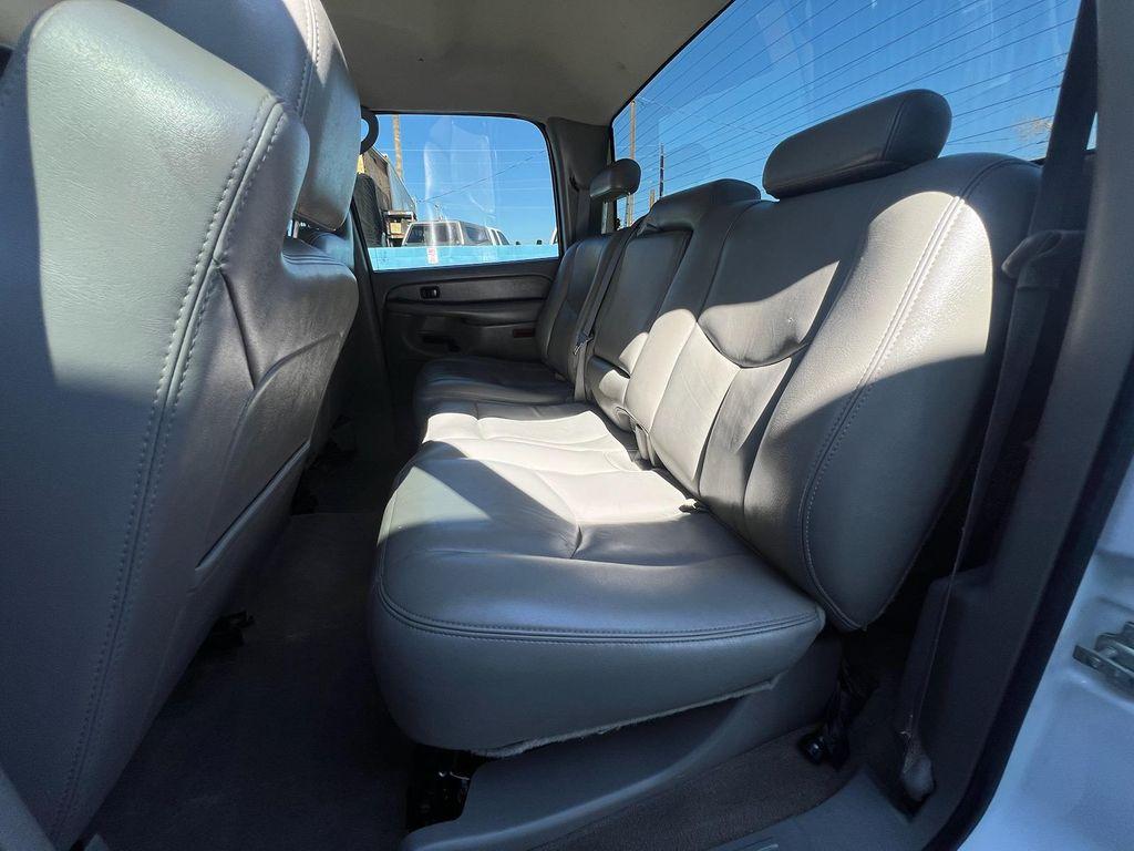 used 2005 Chevrolet Silverado 2500 car, priced at $13,995