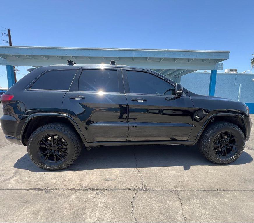 used 2017 Jeep Grand Cherokee car, priced at $15,995