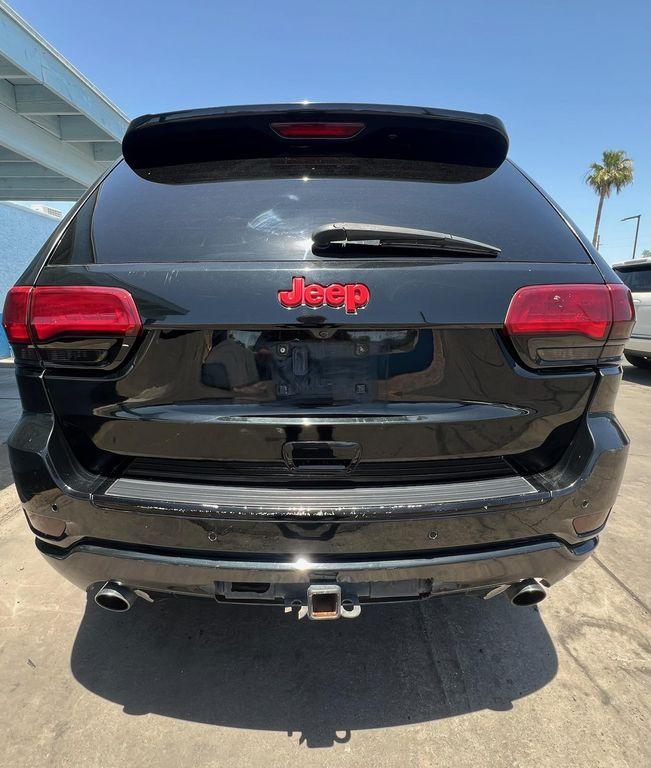 used 2017 Jeep Grand Cherokee car, priced at $15,995