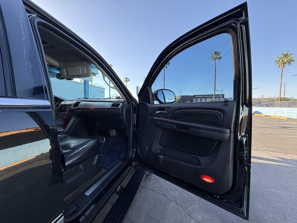 used 2008 Cadillac Escalade car, priced at $8,695