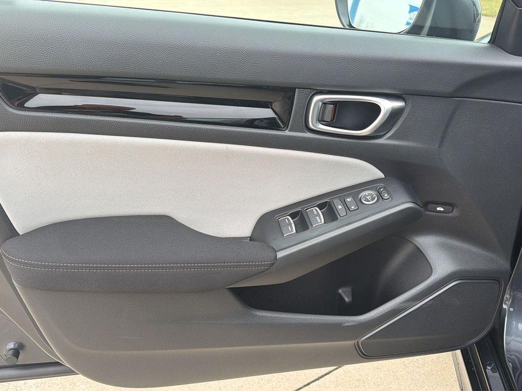 new 2026 Honda Civic Hybrid car, priced at $29,990