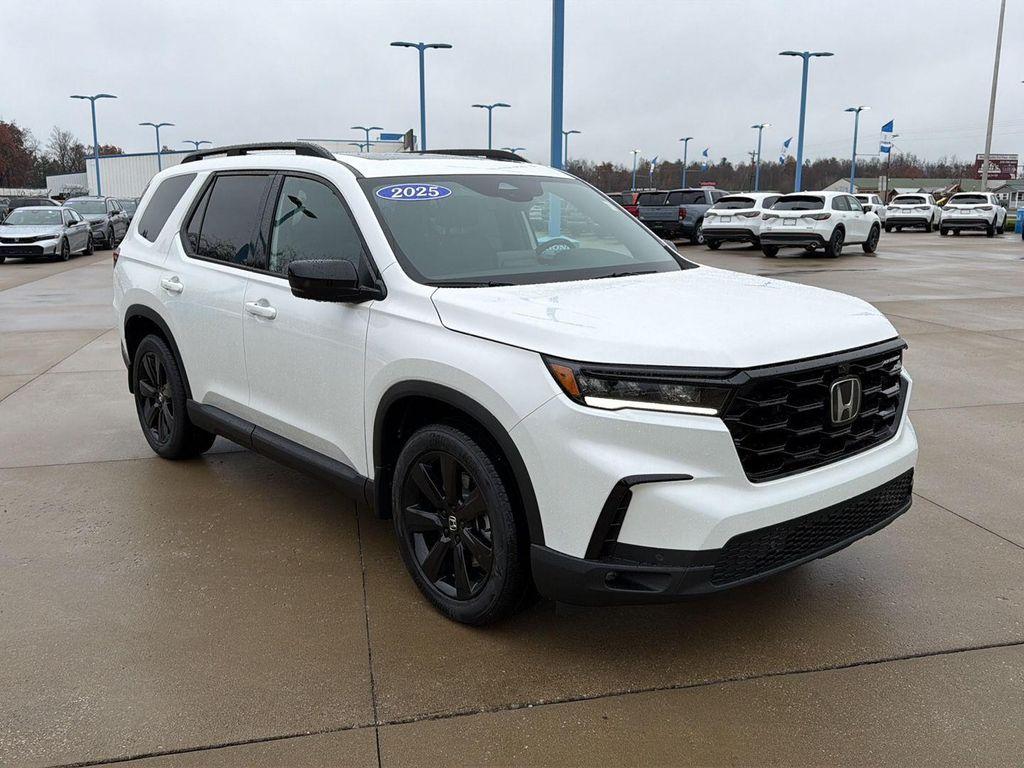new 2025 Honda Pilot car, priced at $53,530