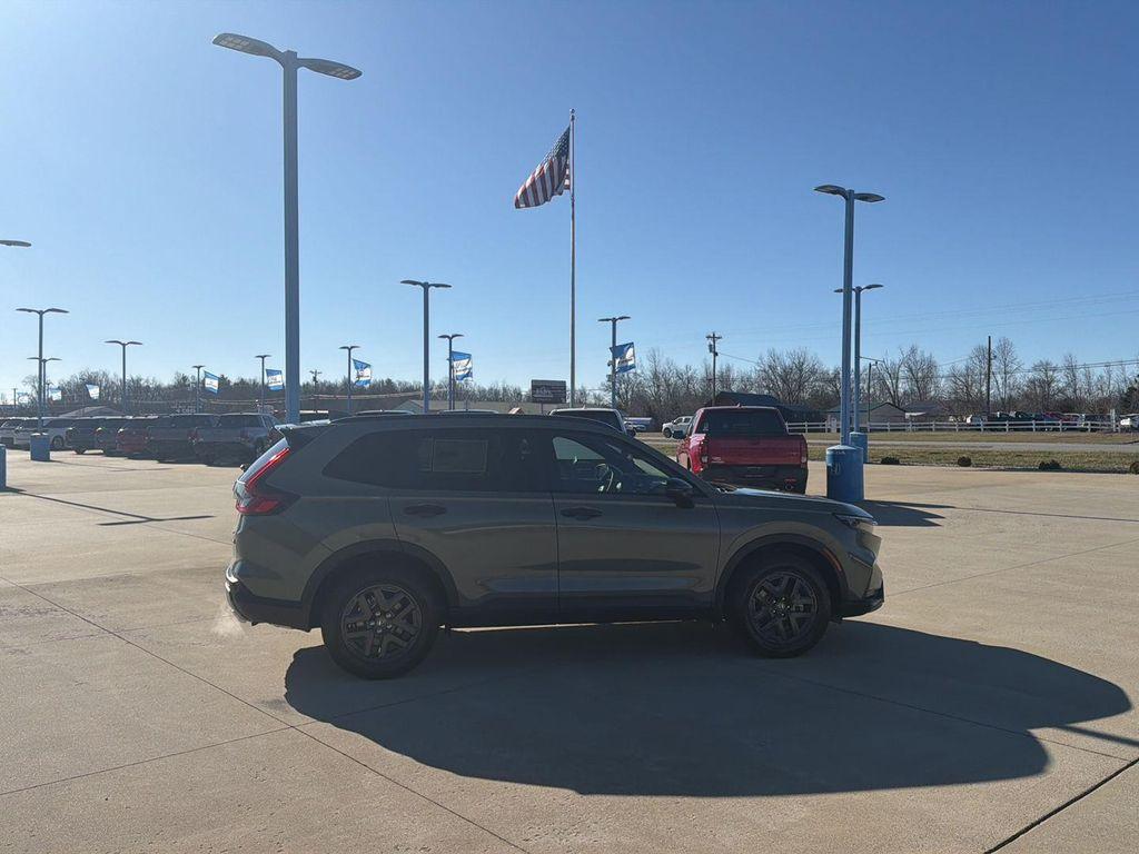 new 2026 Honda CR-V Hybrid car, priced at $39,375