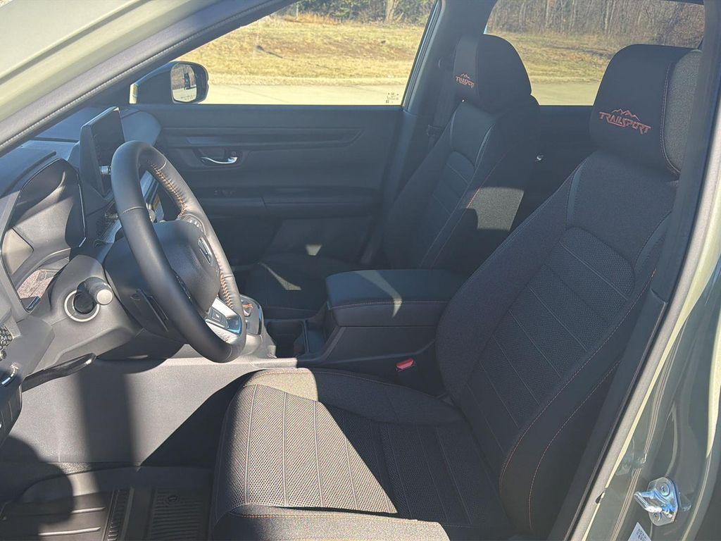 new 2026 Honda CR-V Hybrid car, priced at $39,375