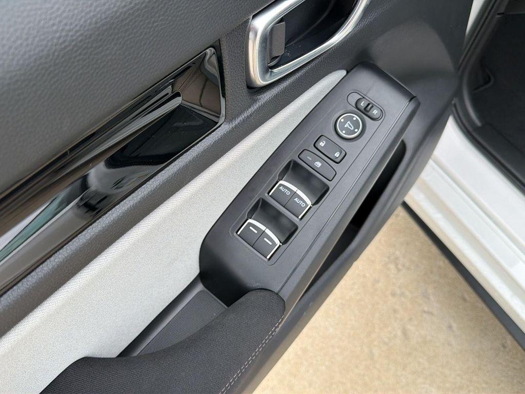 new 2026 Honda Civic Hybrid car, priced at $31,220