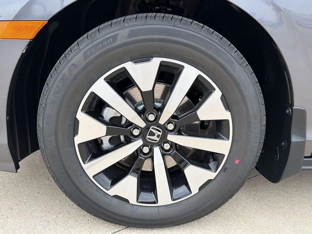 new 2026 Honda Odyssey car, priced at $43,510