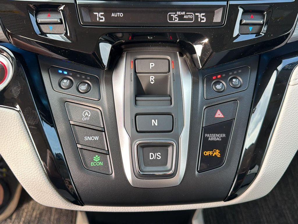new 2026 Honda Odyssey car, priced at $51,200