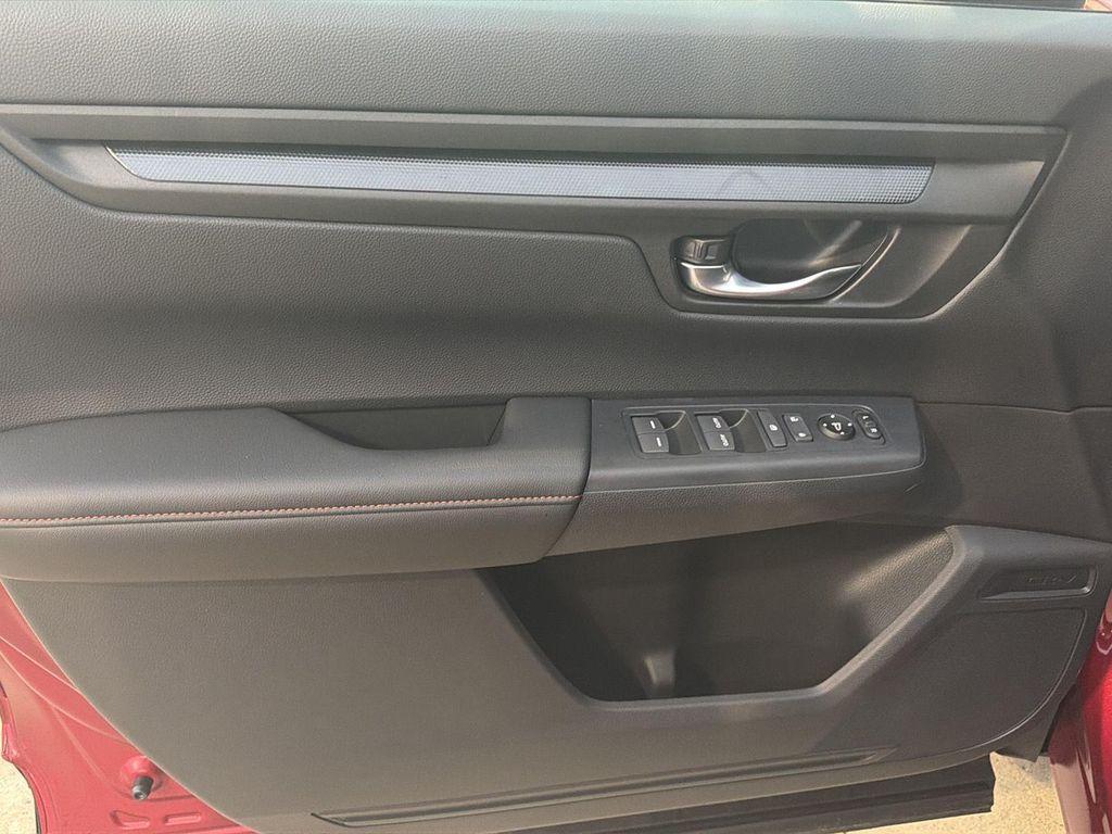 new 2026 Honda CR-V Hybrid car, priced at $37,667