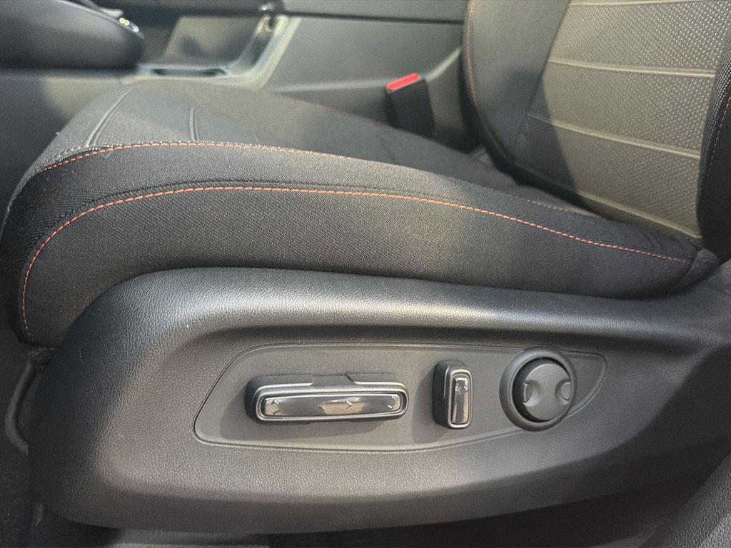 new 2026 Honda CR-V Hybrid car, priced at $37,667