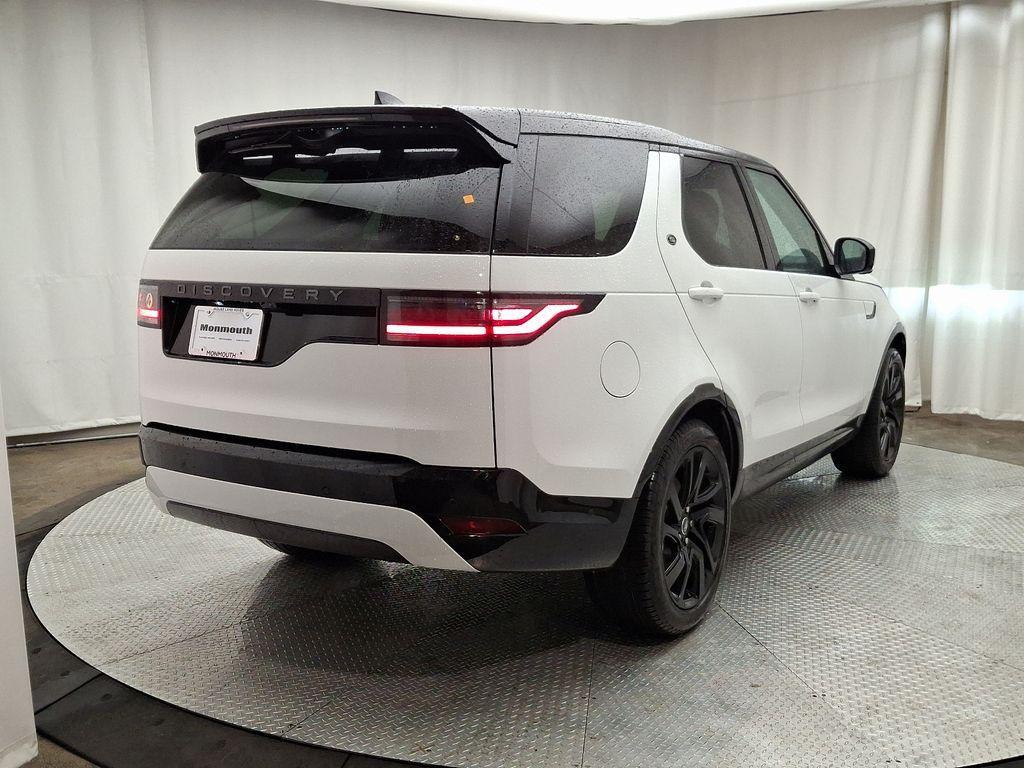 new 2025 Land Rover Discovery car, priced at $68,018