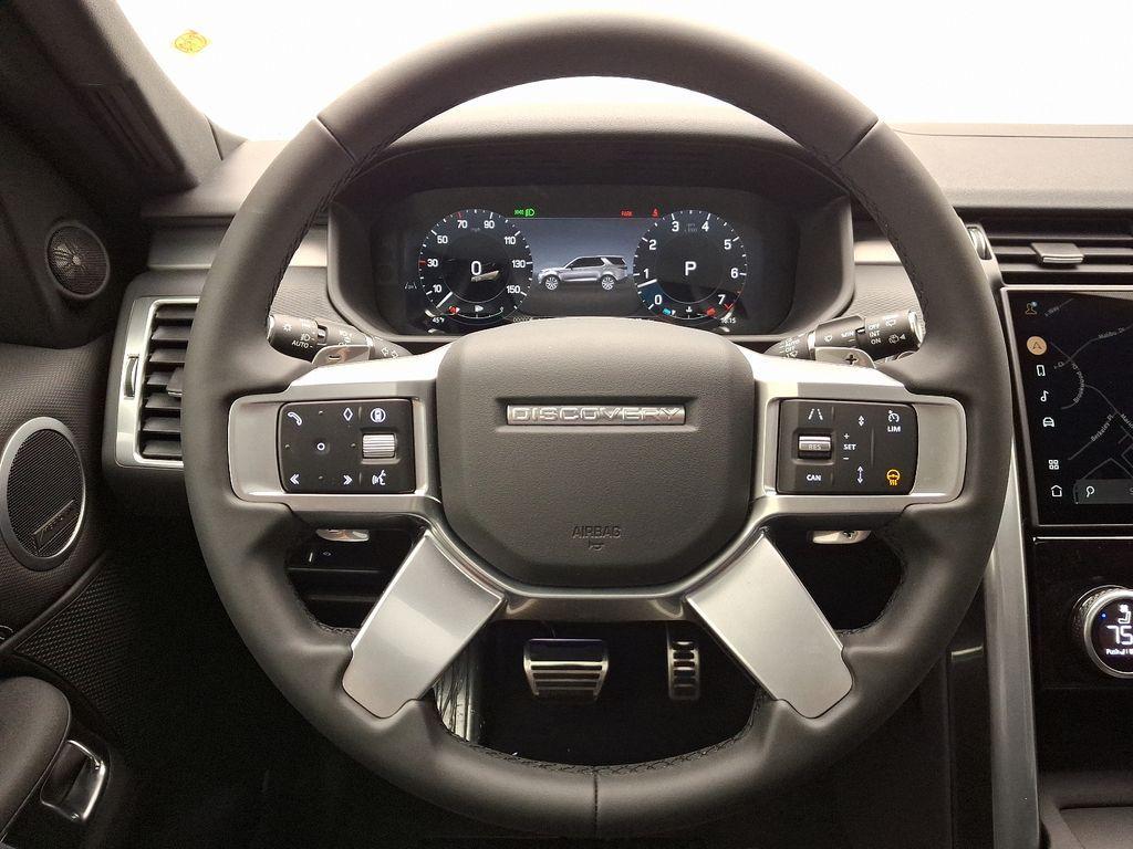 new 2025 Land Rover Discovery car, priced at $68,018
