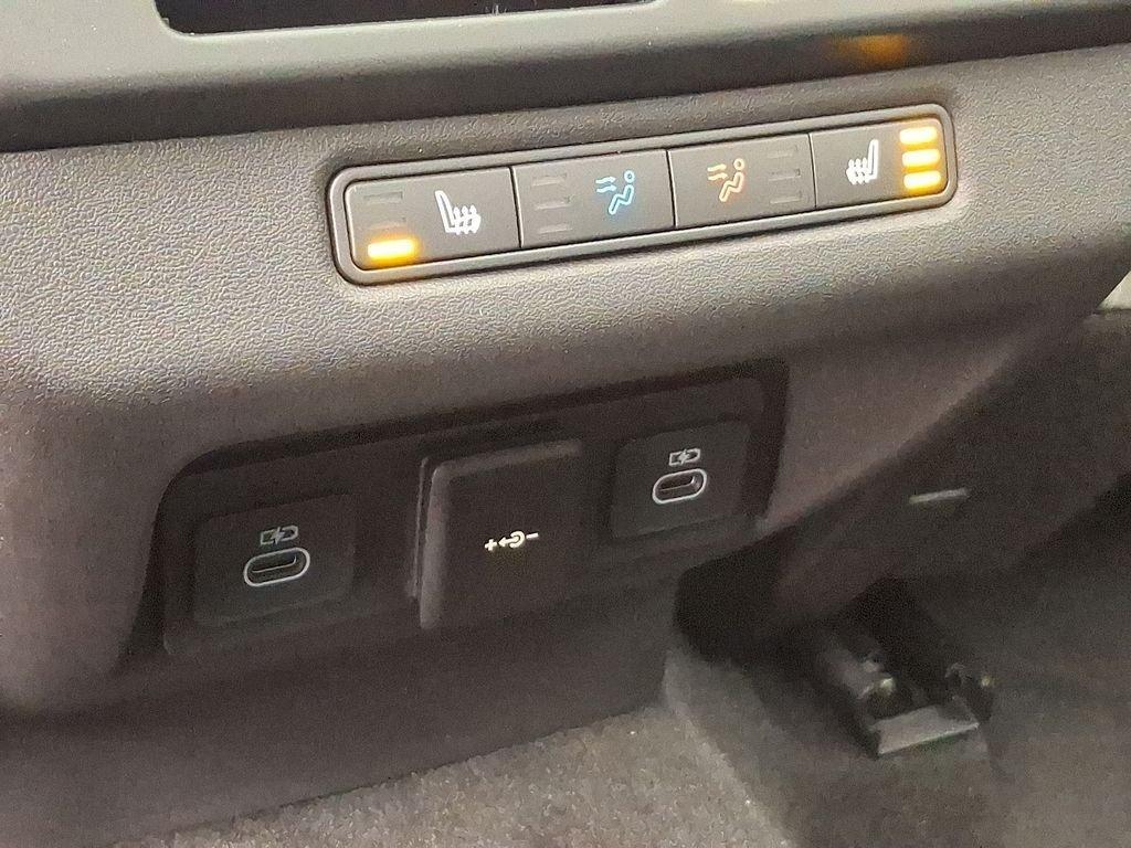 new 2026 Land Rover Range Rover Evoque car, priced at $55,445