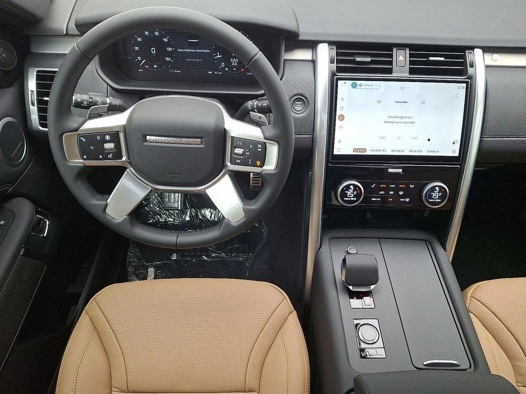 new 2026 Land Rover Discovery car, priced at $76,731