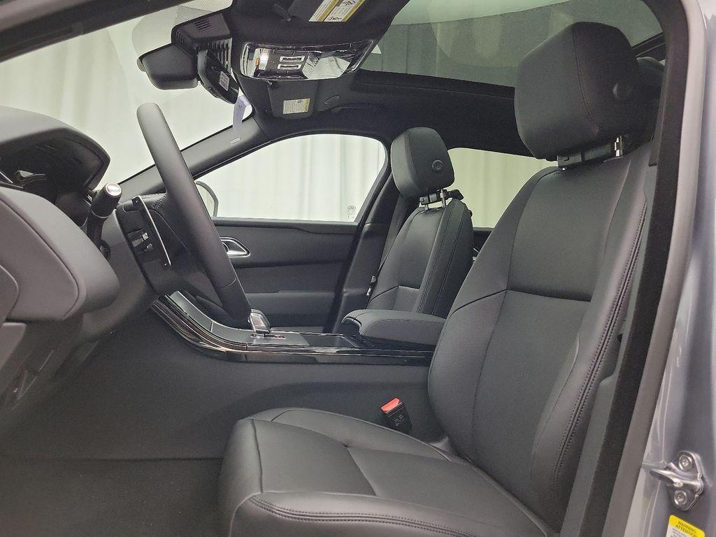 new 2025 Land Rover Range Rover Velar car