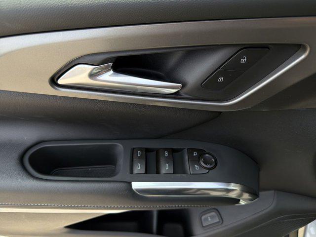 new 2026 Chevrolet Traverse car, priced at $38,530
