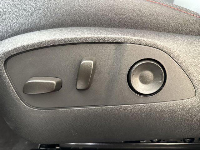 new 2026 Chevrolet Traverse car, priced at $53,077