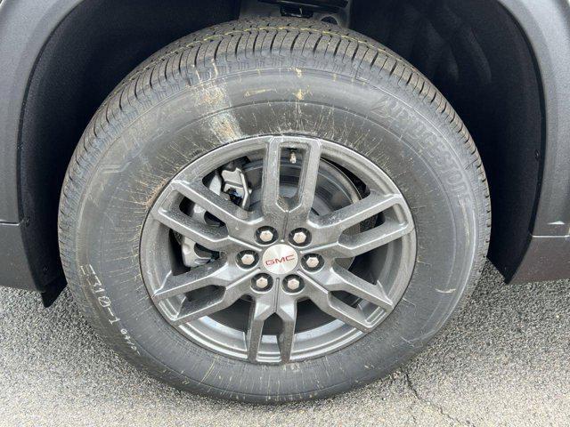 new 2025 GMC Acadia car, priced at $37,728