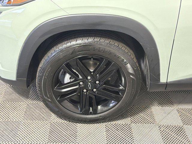 used 2025 Chevrolet Trax car, priced at $21,000