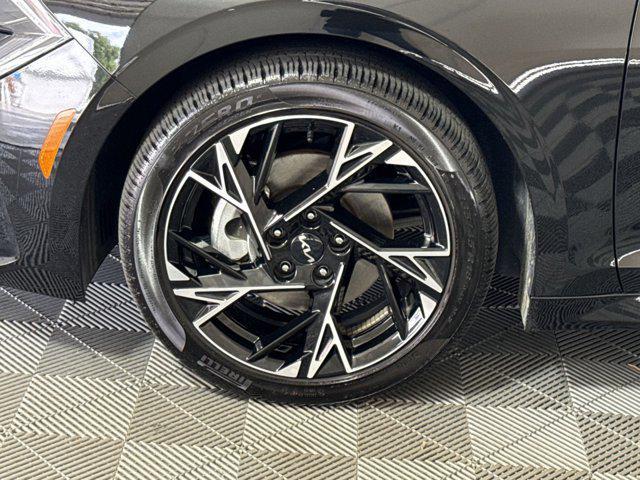 used 2025 Kia K5 car, priced at $27,000