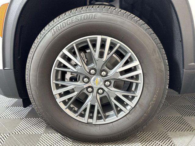 new 2026 Chevrolet Traverse car, priced at $40,029