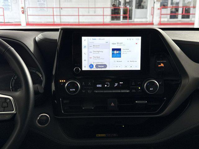 used 2025 Toyota Highlander car, priced at $42,500