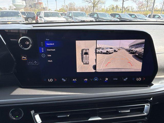 new 2026 Chevrolet Traverse car, priced at $39,663