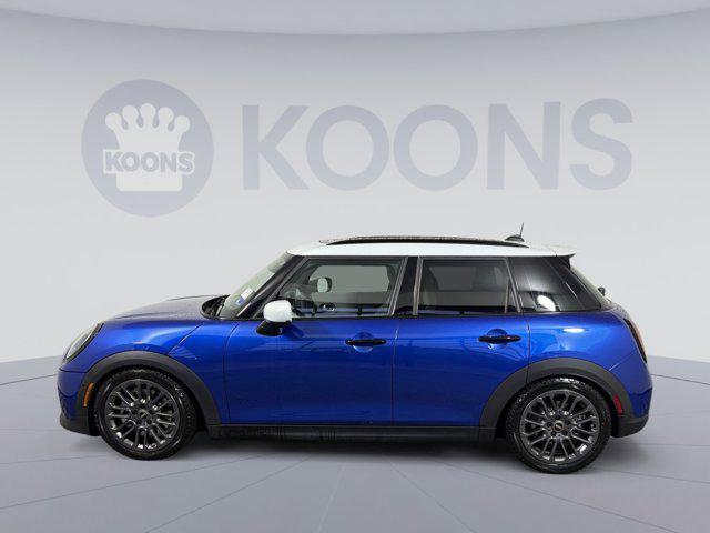 used 2025 MINI Hardtop car, priced at $31,000