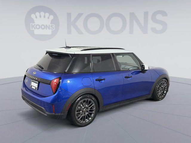 used 2025 MINI Hardtop car, priced at $31,000